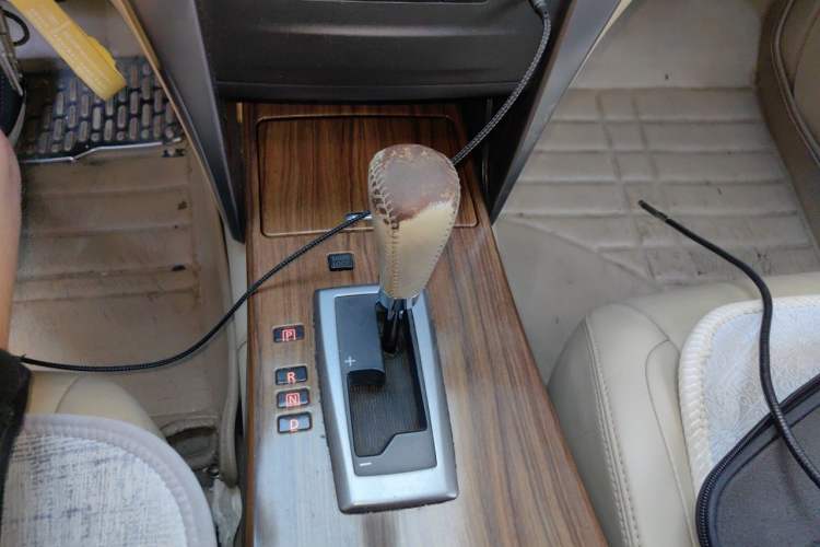 Used Nissan Teana 2011 2.5L XL Glory Edition Gear Lever