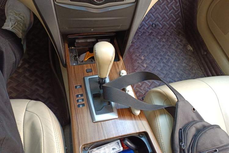 Used Nissan Teana 2011 2.5L XL Advanced Edition Gear Lever