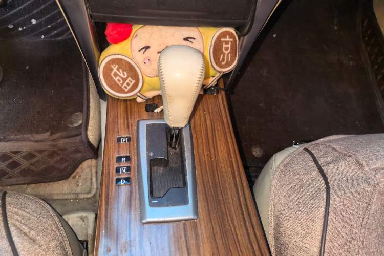 Used Nissan Teana 2011 2.5L XL Advanced Edition Gear Lever