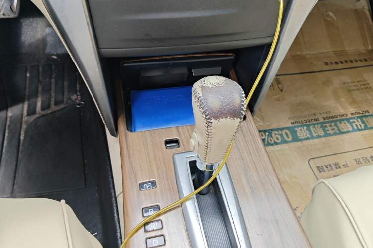 Used Nissan Teana 2011 2.0L XL Comfort Edition Gear Lever