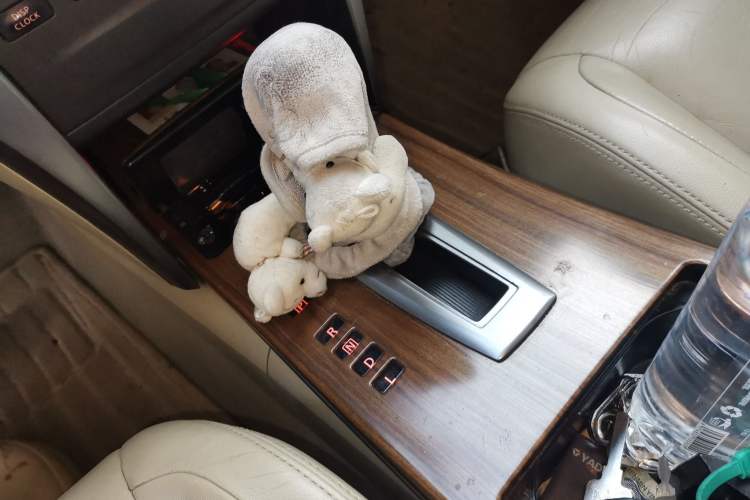 Used Nissan Teana 2011 2.0L XL Comfort Edition Gear Lever