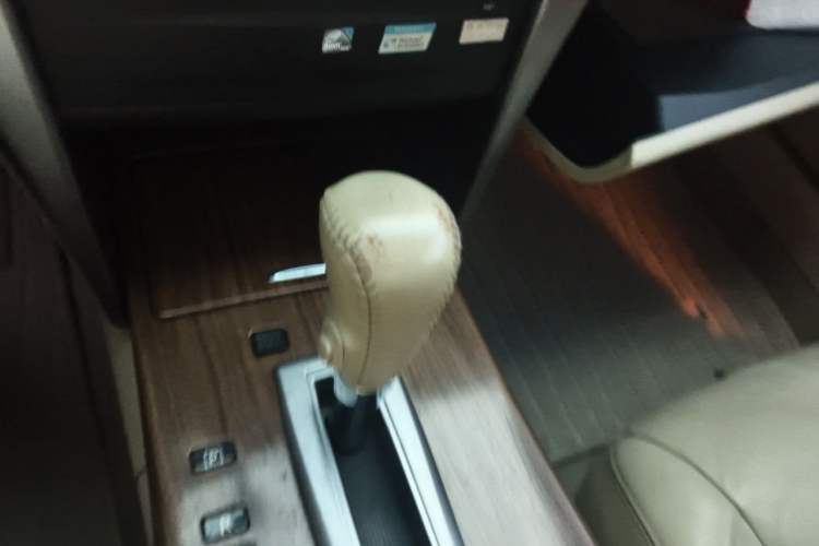 Used Nissan Teana 2011 2.0L XL Glory Edition Gear Lever