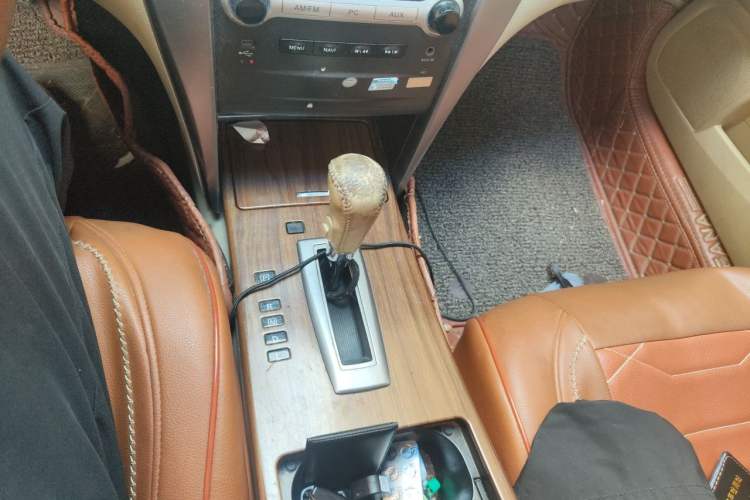 Used Nissan Teana 2011 2.0L XL Comfort Edition Gear Lever