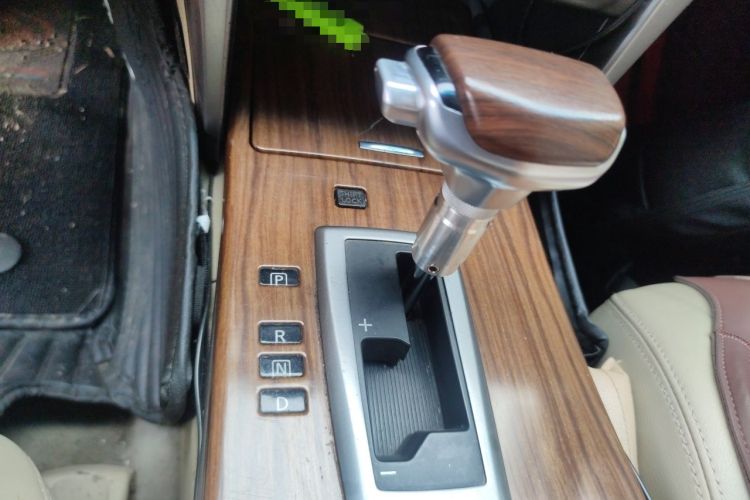 Used Nissan Teana 2011 2.5L XL Advanced Edition Gear Lever