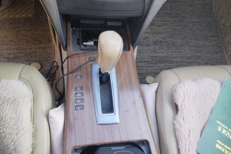 Used Nissan Teana 2011 2.0L XL Comfort Edition Gear Lever