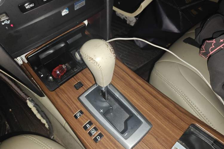 Used Nissan Teana 2011 2.5L XL Advanced Edition Gear Lever