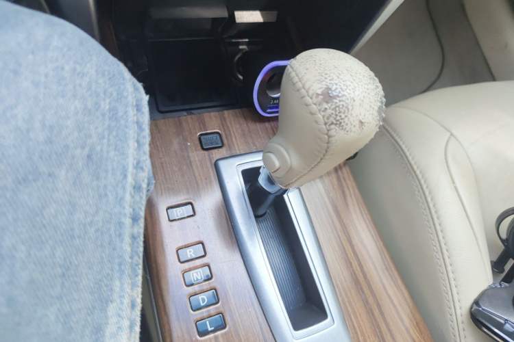 Used Nissan Teana 2011 2.0L XL Glory Edition Gear Lever