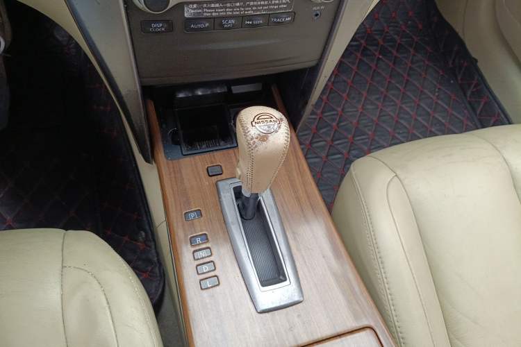 Used Nissan Teana 2011 2.0L XL Comfort Edition Gear Lever