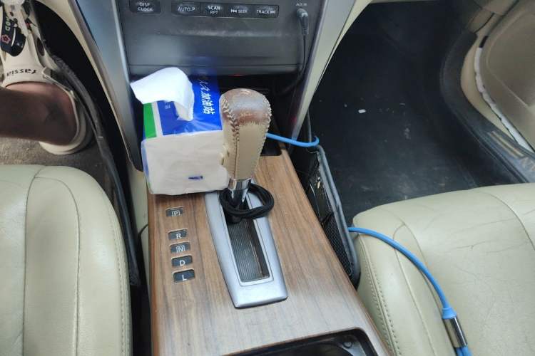 Used Nissan Teana 2011 2.0L XE Standard Edition Gear Lever