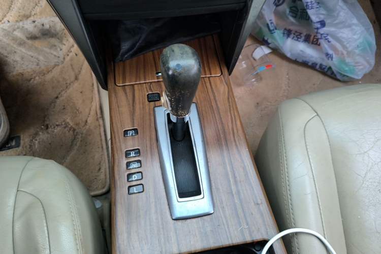 Used Nissan Teana 2011 2.0L XL Comfort Edition Gear Lever