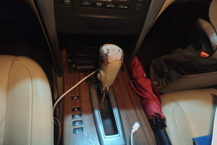 Used Nissan Teana 2011 2.0L XL Comfort Edition Gear Lever