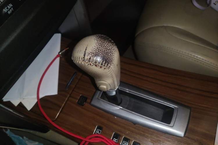 Used Nissan Teana 2011 2.0L XL Glory Edition Gear Lever