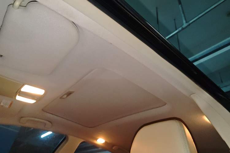 Used Nissan Teana 2011 2.5L XL Advanced Edition Headliner