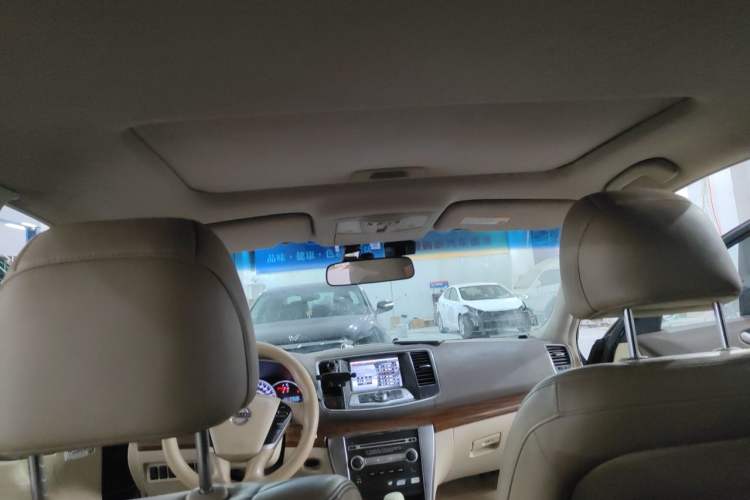 Used Nissan Teana 2011 2.5L XL Glory Edition Headliner