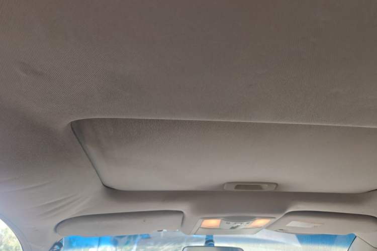 Used Nissan Teana 2011 2.0L XL Comfort Edition Headliner