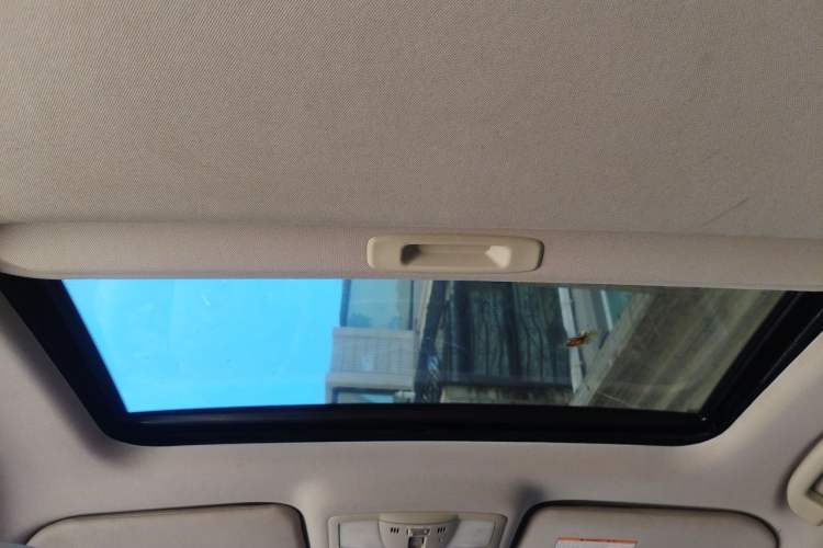 Used Nissan Teana 2011 2.0L XL Comfort Edition Headliner
