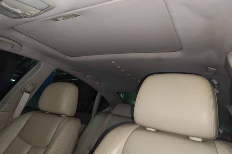 Used Nissan Teana 2011 2.5L XL Advanced Edition Headliner