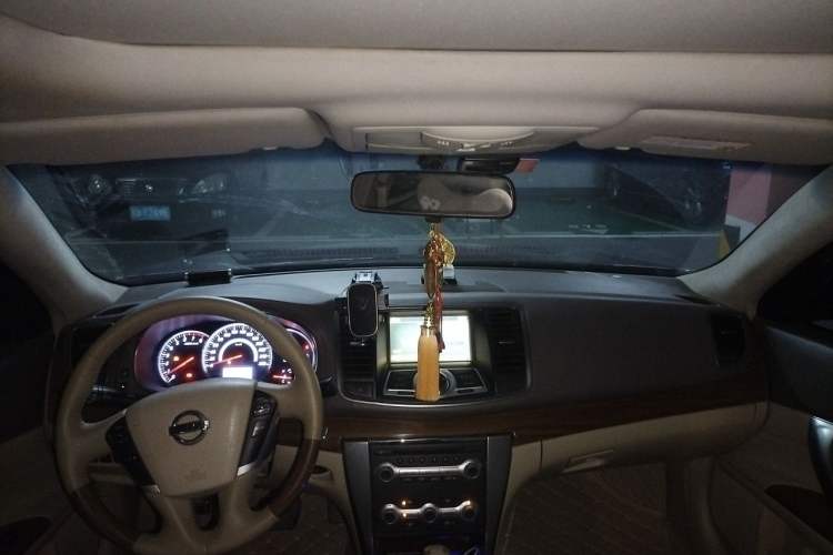 Used Nissan Teana 2011 Duke 2.5L XV Luxury Edition Headliner