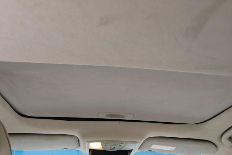 Used Nissan Teana 2011 2.0L XL Comfort Edition Headliner