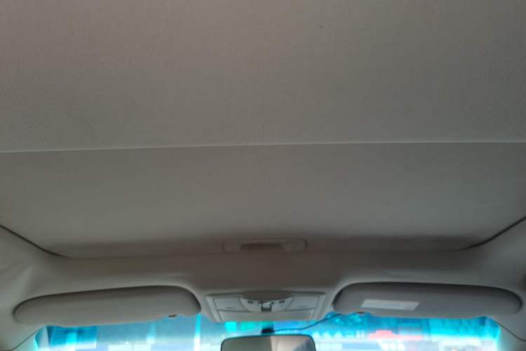 Used Nissan Teana 2011 2.0L XL Comfort Edition Headliner