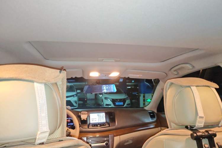 Used Nissan Teana 2011 2.5L XL Glory Edition Headliner