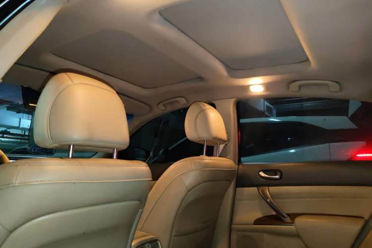 Used Nissan Teana 2011 Duke 2.5L XV Luxury Edition Headliner