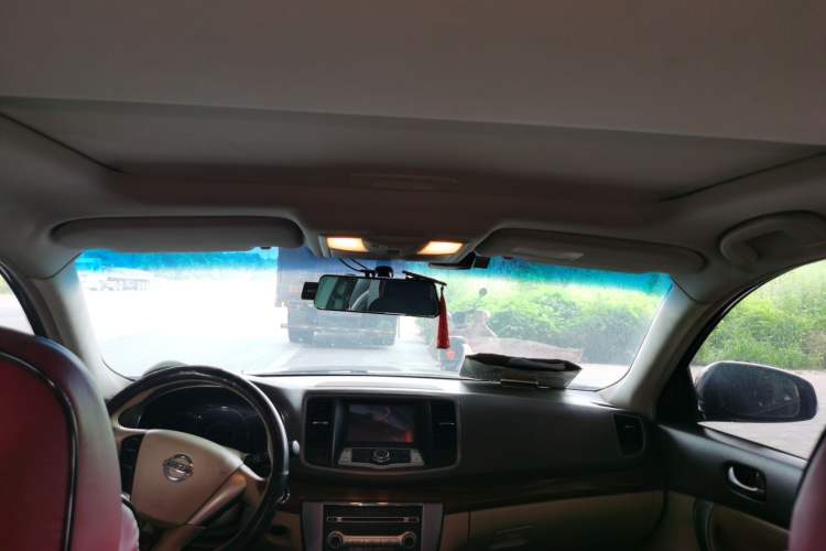 Used Nissan Teana 2011 2.0L XL Comfort Edition Headliner