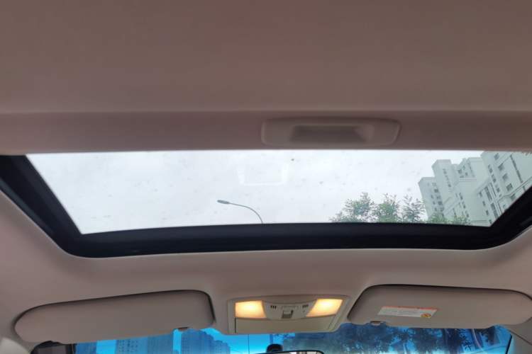 Used Nissan Teana 2011 2.0L XL Comfort Edition Headliner