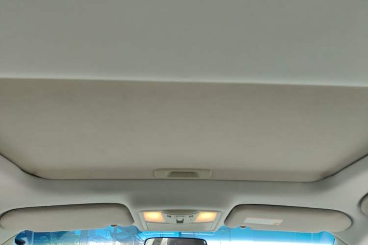 Used Nissan Teana 2011 2.0L XL Comfort Edition Headliner