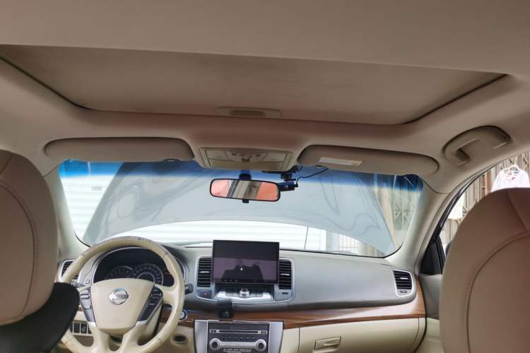 Used Nissan Teana 2011 2.5L XL Advanced Edition Headliner
