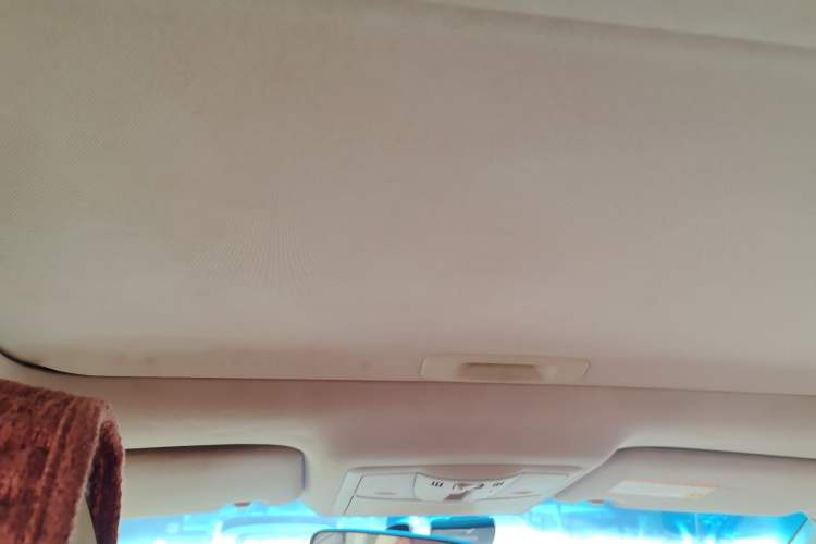 Used Nissan Teana 2011 2.0L XL Comfort Edition Headliner