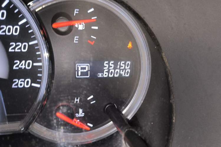 Used Nissan Teana 2011 2.5L XL Advanced Edition Odometer Close Up