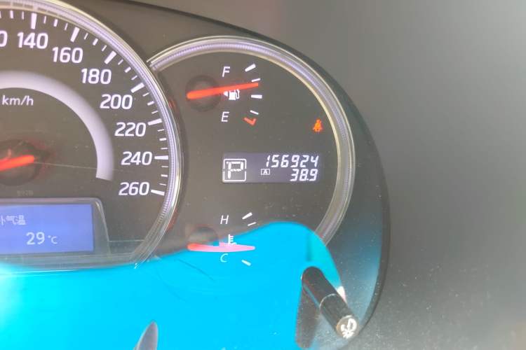 Used Nissan Teana 2011 2.0L XL Comfort Edition Odometer Close Up