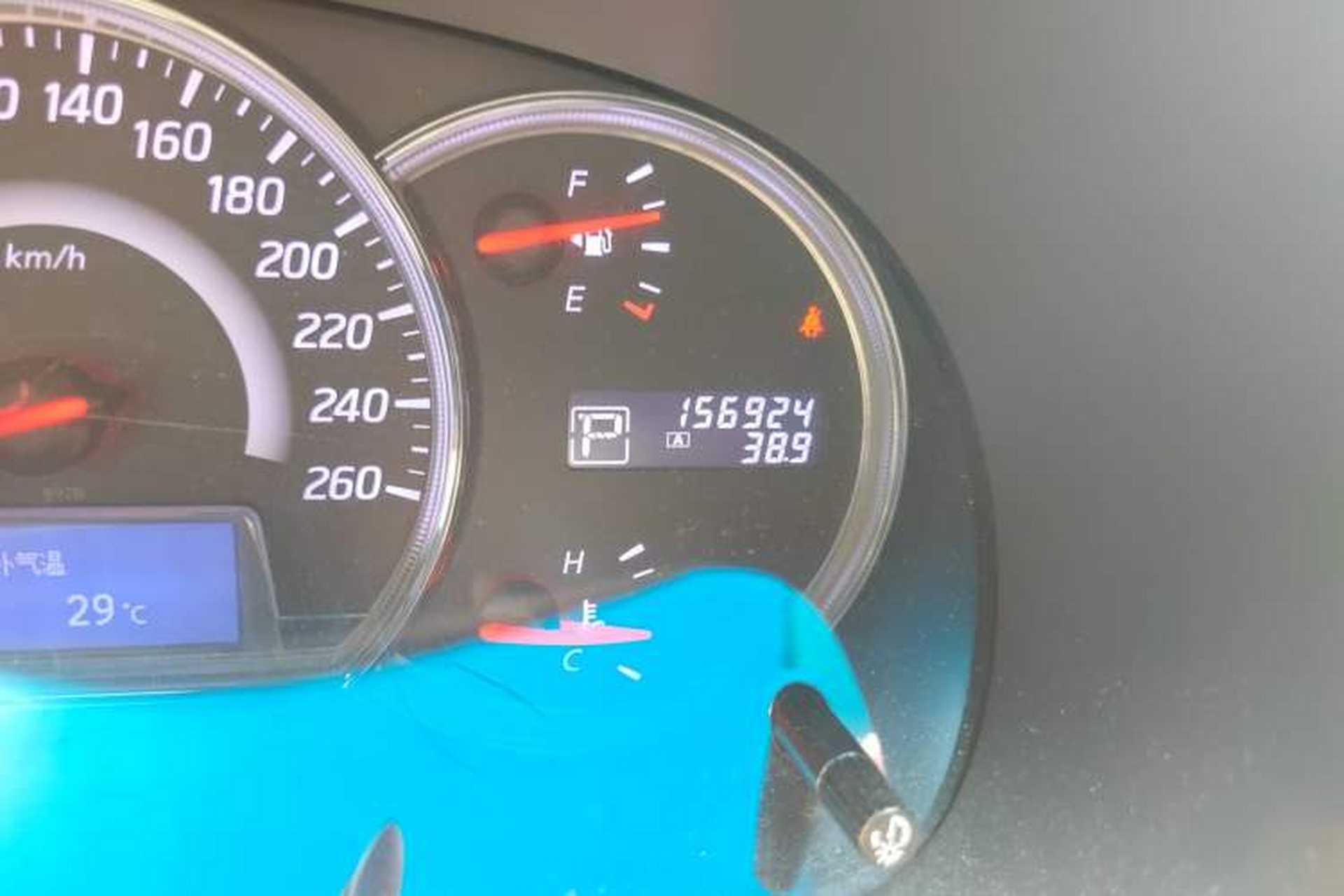 Used Nissan Teana 2011 2.0L XL Comfort Edition Odometer Close Up