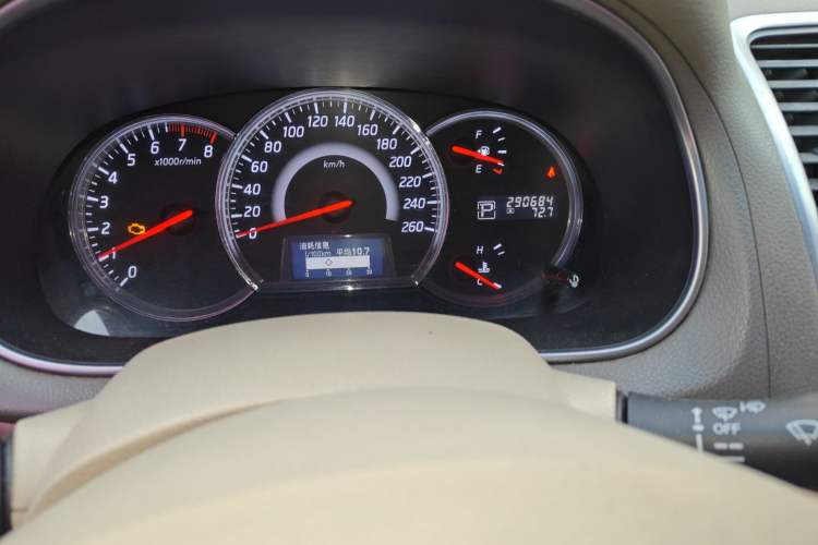 Used Nissan Teana 2011 2.5L XL Advanced Edition Odometer Close Up