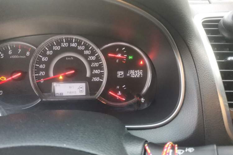 Used Nissan Teana 2011 Duke 2.5L XV Luxury Edition Odometer Close Up