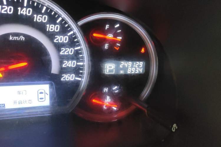Used Nissan Teana 2011 2.5L XL Glory Edition Odometer Close Up