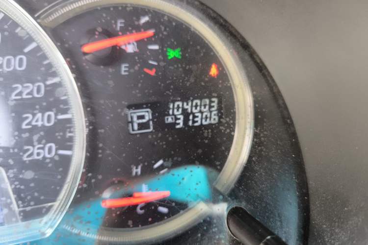 Used Nissan Teana 2011 2.0L XL Comfort Edition Odometer Close Up