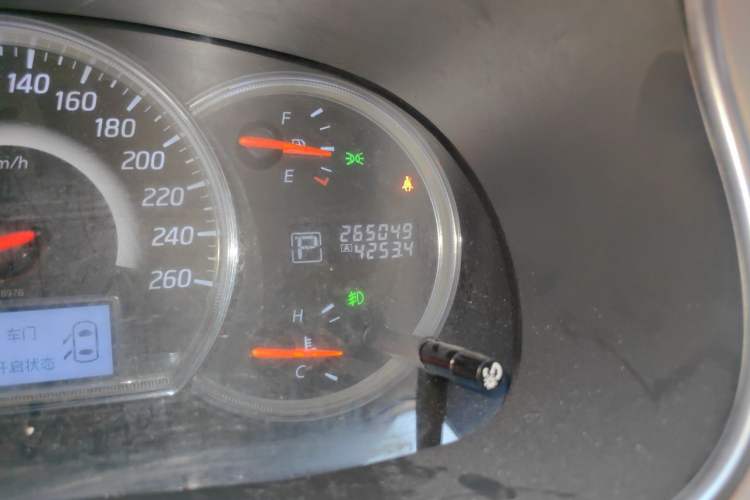 Used Nissan Teana 2011 2.5L XL Glory Edition Odometer Close Up