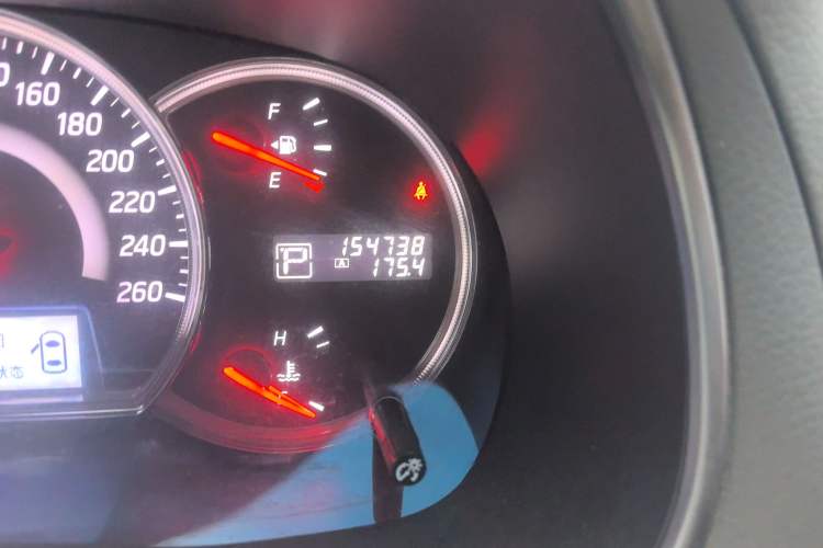 Used Nissan Teana 2011 2.5L XL Advanced Edition Odometer Close Up