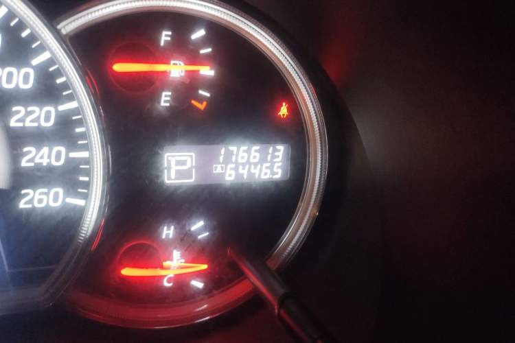 Used Nissan Teana 2011 2.0L XL Comfort Edition Odometer Close Up