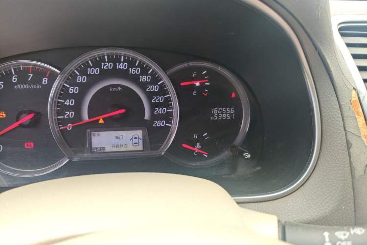 Used Nissan Teana 2011 2.5L XL Glory Edition Odometer Close Up
