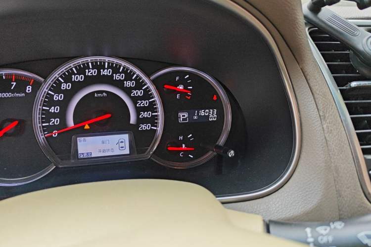 Used Nissan Teana 2011 2.5L XL Glory Edition Odometer Close Up