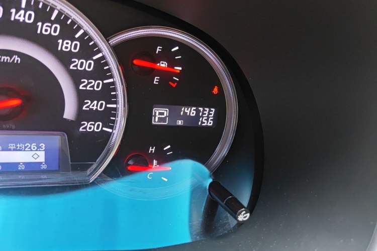 Used Nissan Teana 2011 2.0L XL Comfort Edition Odometer Close Up