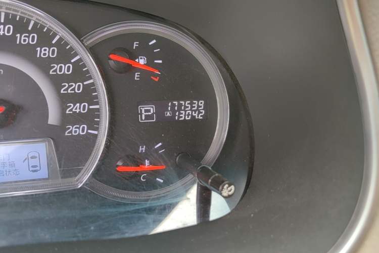 Used Nissan Teana 2011 2.5L XL Advanced Edition Odometer Close Up