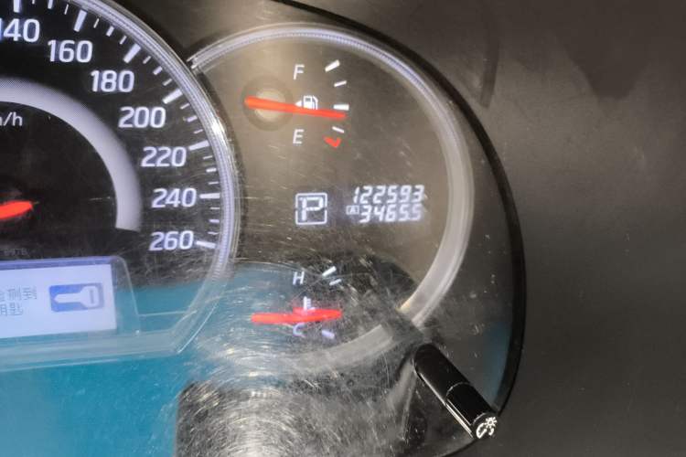 Used Nissan Teana 2011 2.0L XL Comfort Edition Odometer Close Up