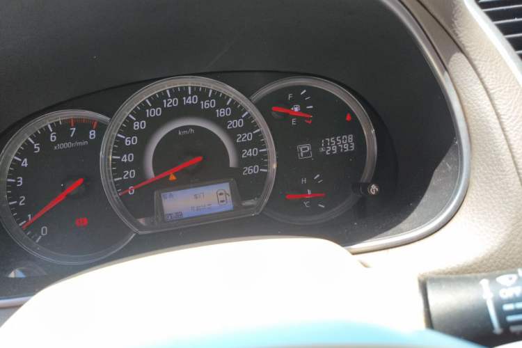 Used Nissan Teana 2011 2.5L XL Advanced Edition Odometer Close Up