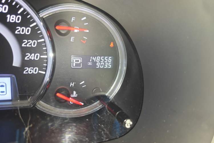 Used Nissan Teana 2011 2.0L XL Comfort Edition Odometer Close Up