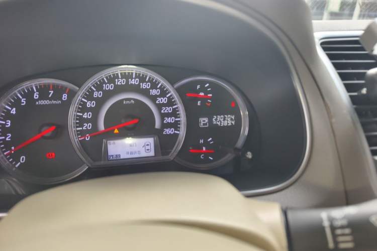 Used Nissan Teana 2011 2.0L XL Comfort Edition Odometer Close Up