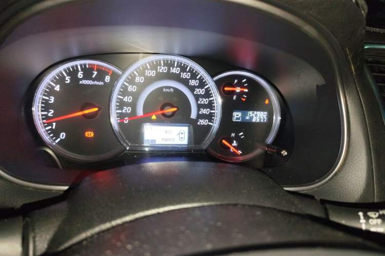 Used Nissan Teana 2011 Duke 2.5L XV Luxury Edition Odometer Close Up